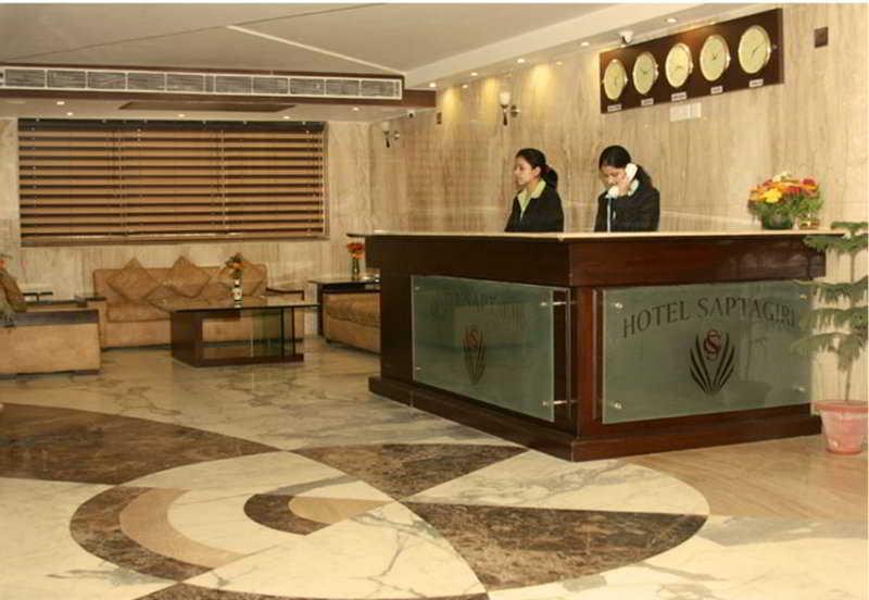 ניו דלהי Hotel Saptagiri מראה פנימי תמונה